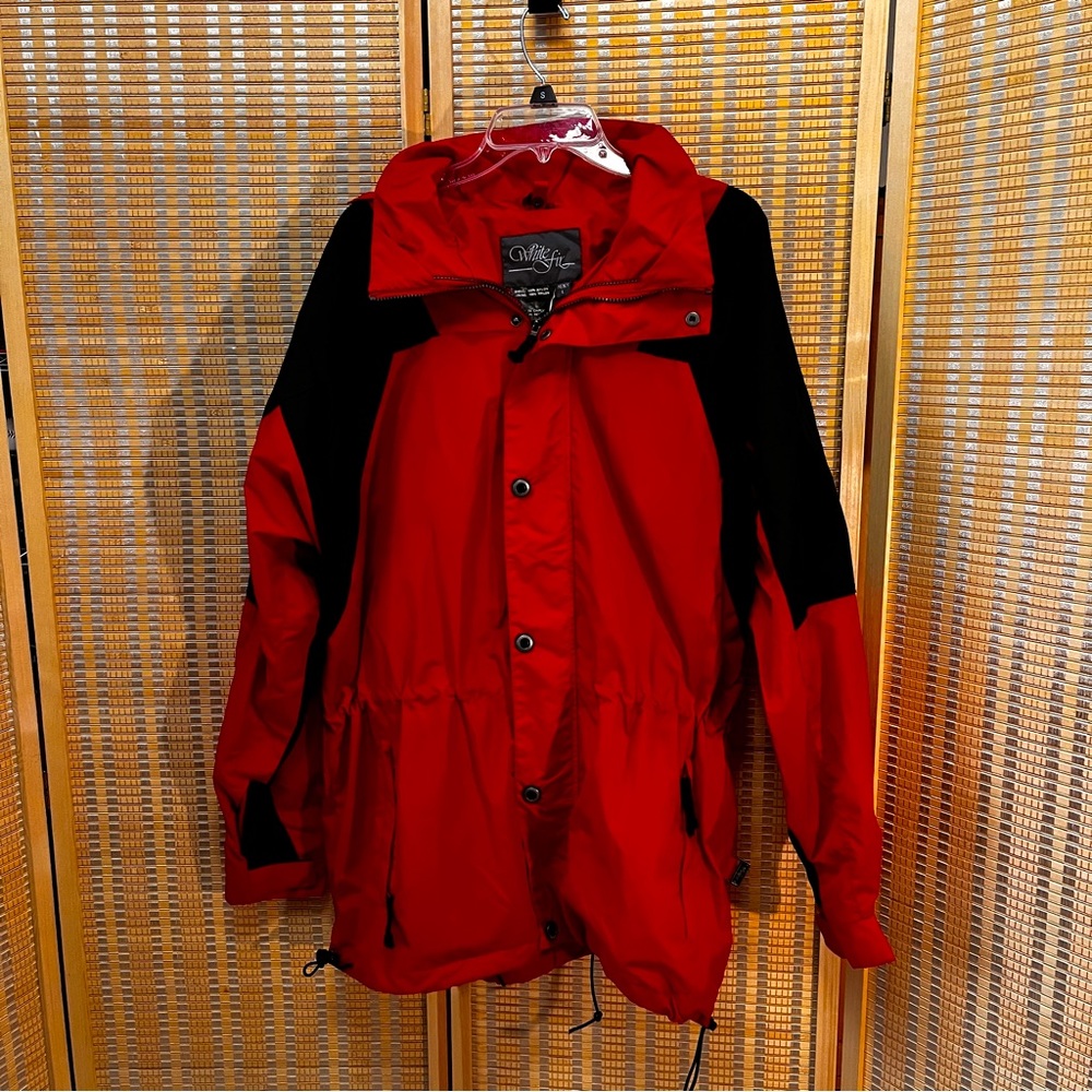 White Fir Red and Black Ski Snow Board Vintage Lightweight Parka Large